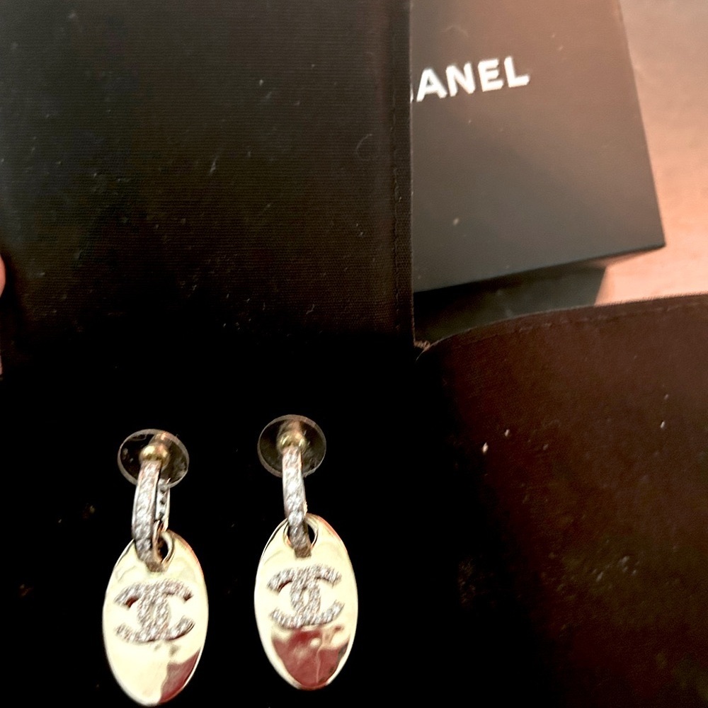 Chanel Guaranteed Authentic Beautiful Earrings